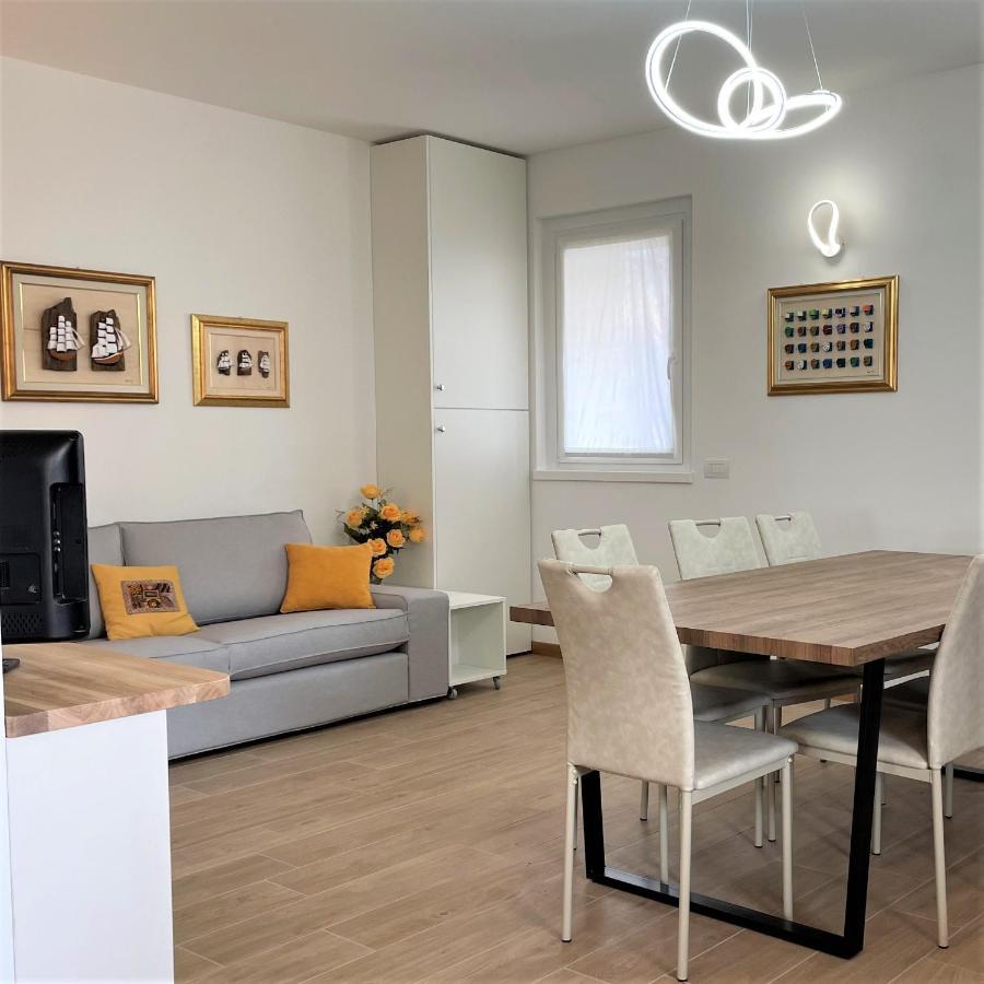 Giorni Felici Tutto Nuovo, Giardino, Parcheggio Apartment Verbania Ngoại thất bức ảnh