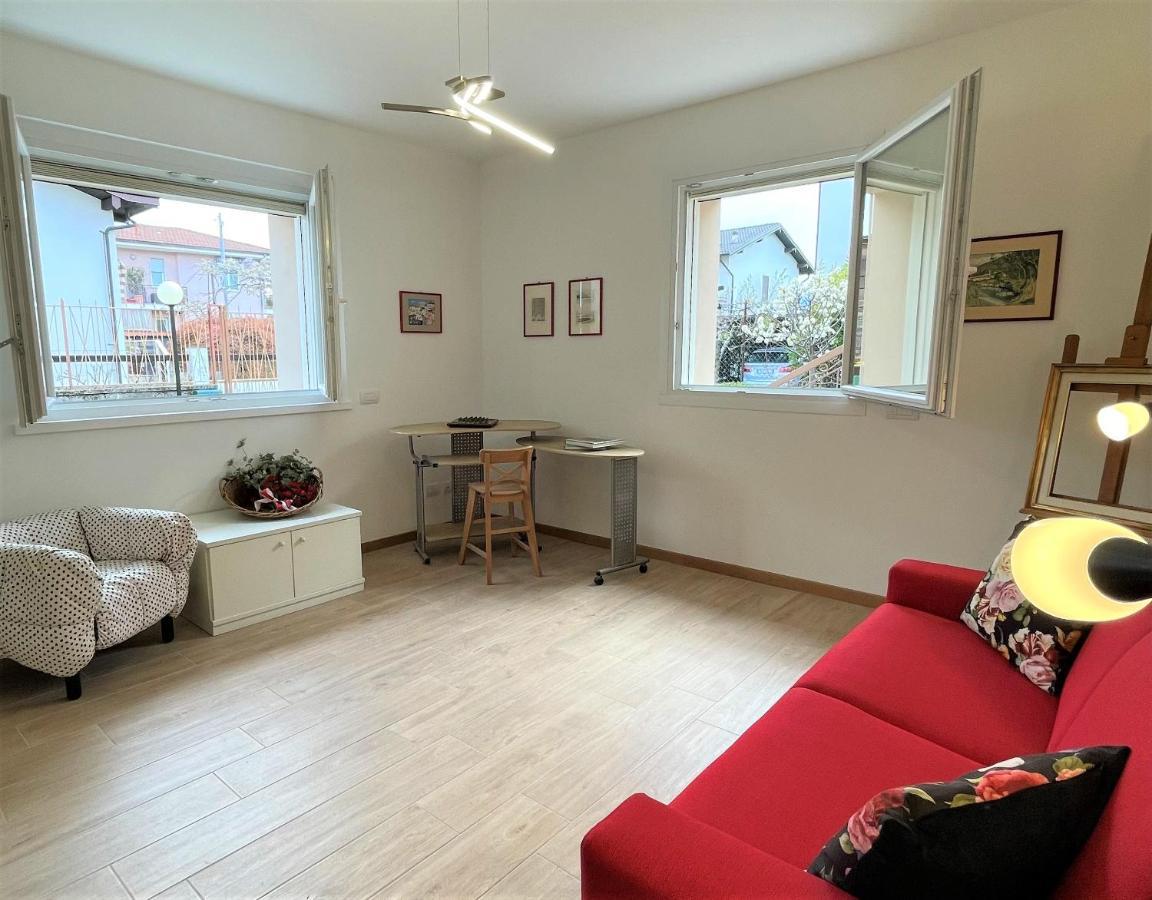 Giorni Felici Tutto Nuovo, Giardino, Parcheggio Apartment Verbania Ngoại thất bức ảnh