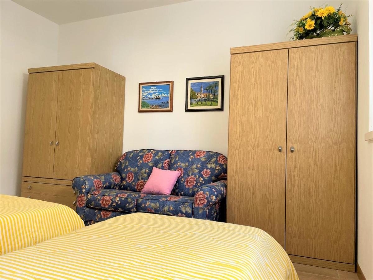 Giorni Felici Tutto Nuovo, Giardino, Parcheggio Apartment Verbania Ngoại thất bức ảnh